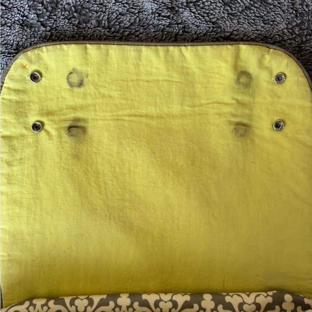 PETUNIA PICKLE BOTTOM Messenger Convertible Diaper Bag